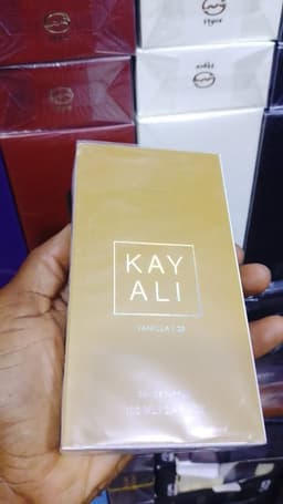 KAYALI